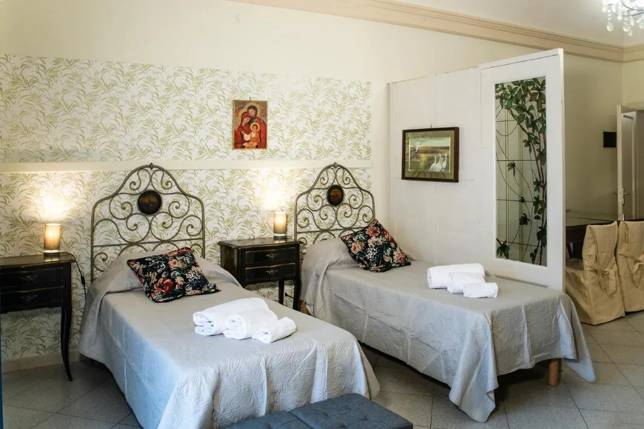 فندق مبيت وإفطار كاتانيا Santa Caterina Da Siena B&B إيطاليا