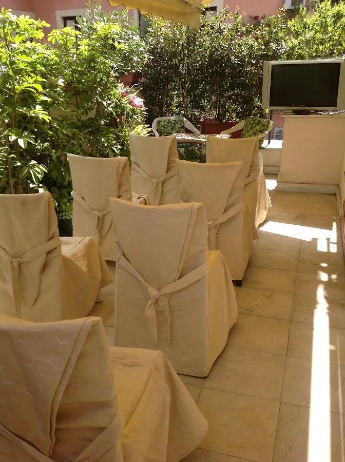 كاتانيا Santa Caterina Da Siena B&B إيطاليا
